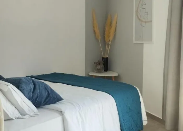 Cozy Sunny Slantchev Briag