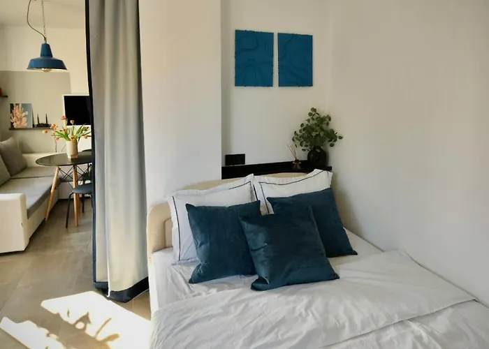 Cozy Sunny Slantchev Briag